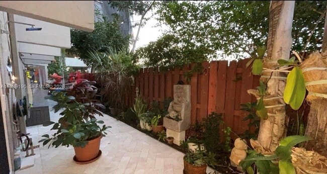 property at 633 NE 2nd Ave