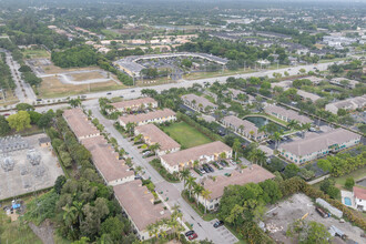 Belle Tara in Cooper City, FL - Building Photo - Building Photo