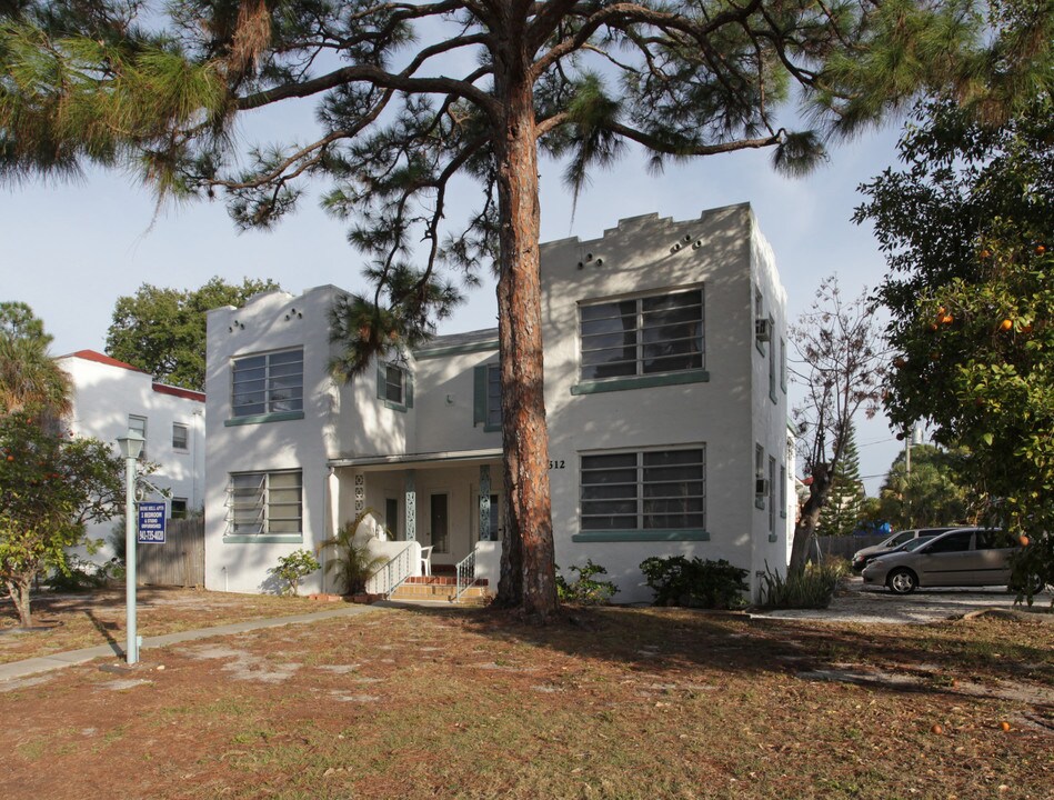 Rose Hill Apartments in Venice, FL - Foto de edificio