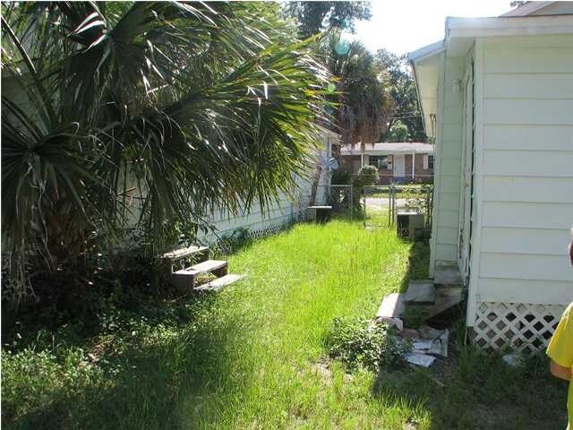 1007-1009 J St N in Pensacola, FL - Foto de edificio - Building Photo