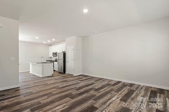 117 Dogwood Vlg Trl in Mooresville, NC - Building Photo - Building Photo