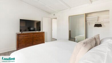 5272 Tamarus St in Las Vegas, NV - Building Photo - Building Photo