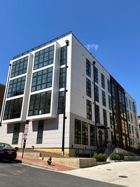 1417 Belmont St NW in Washington, DC - Foto de edificio - Building Photo