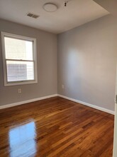 81 Bergen Ave in Jersey City, NJ - Building Photo - Building Photo