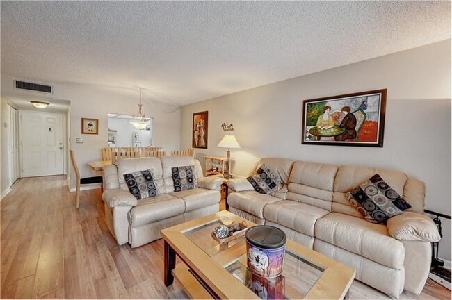 4150 NW 90th Ave in Coral Springs, FL - Building Photo - Building Photo