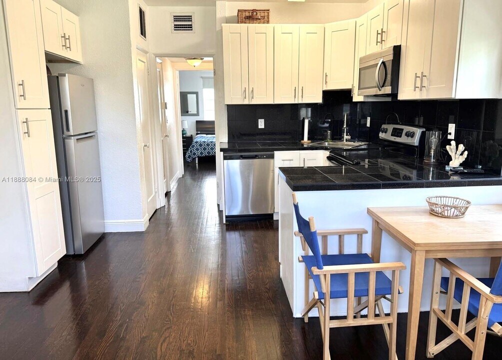8819 Harding Ave in Surfside, FL - Building Photo