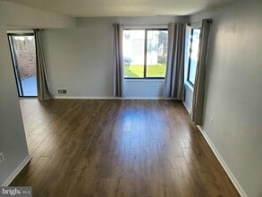 12700 Sesame Seed Ct in Germantown, MD - Building Photo - Building Photo