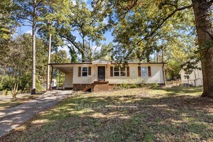 1153 Linwood St in Birmingham, AL - Building Photo