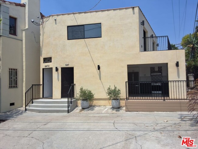 property at 1 S 9th Ave