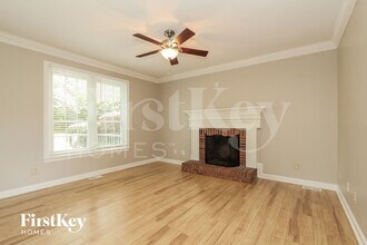 12500 Moores Mill Rd in Huntersville, NC - Building Photo - Building Photo