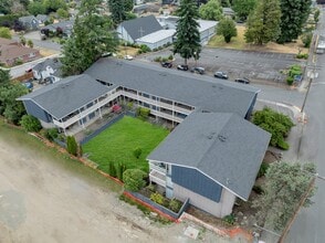 Garden Square Apartments in Puyallup, WA - Foto de edificio - Building Photo