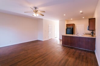 3851 Dylan Pl in Lexington, KY - Building Photo - Building Photo