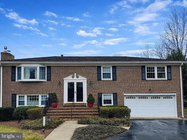 property at 12466 Henderson Rd