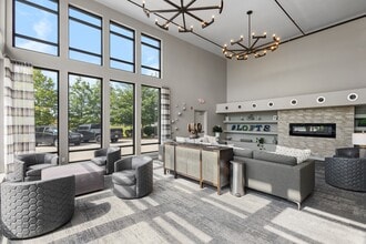 Clarksville Lofts in Clarksville, IN - Foto de edificio - Building Photo