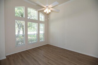 1800 Nelson Ranch Loop in Cedar Park, TX - Foto de edificio - Building Photo