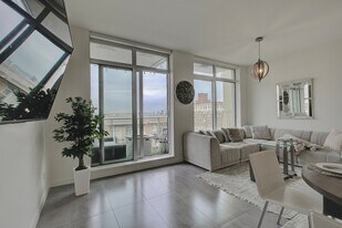 203 E 7th Ave in Vancouver, BC - Building Photo