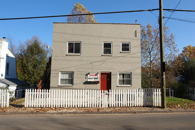 1050 Bridge Rd in Charleston, WV - Building Photo - Building Photo