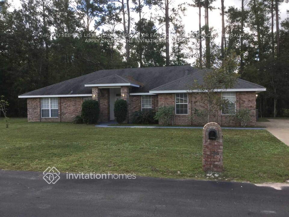 15582 Moss Hollow Dr in Jacksonville, FL - Building Photo