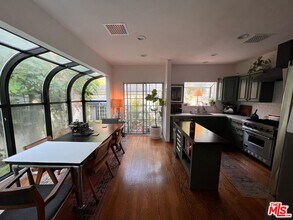 8998 Lloyd Pl in West Hollywood, CA - Building Photo - Building Photo