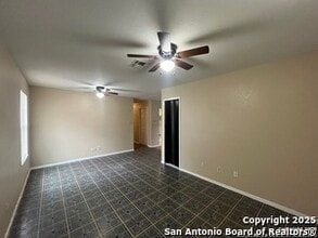 2228 Buffalo St in San Antonio, TX - Building Photo - Building Photo