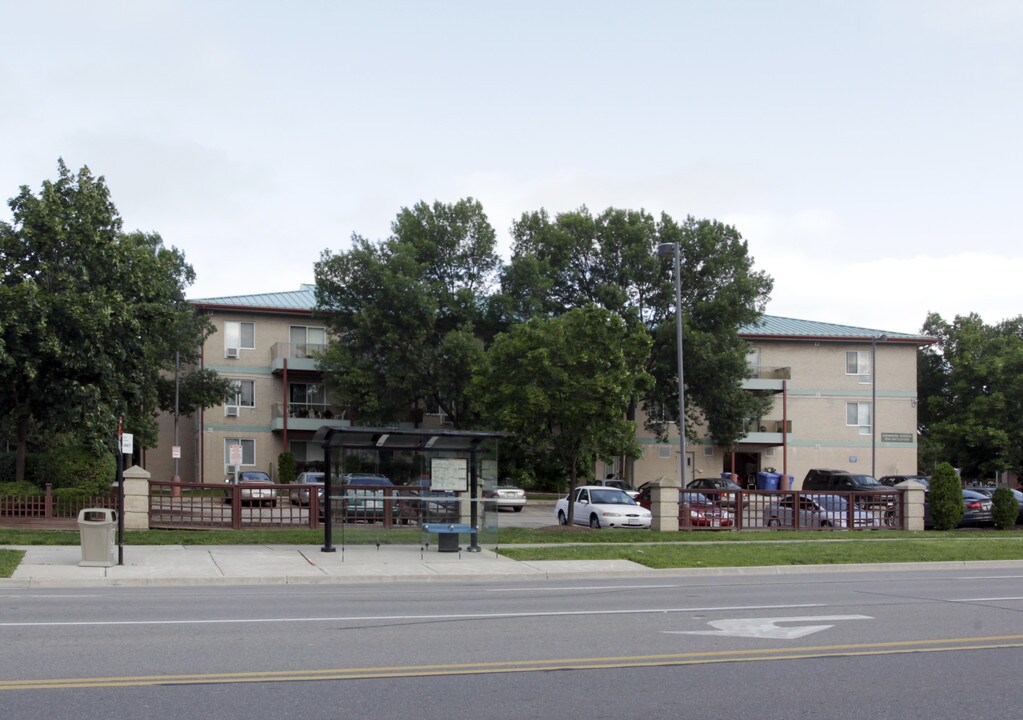 Edenwood Seniors Village in Mississauga, ON - Building Photo