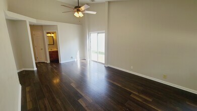 2342 Benay Rd in Nashville, TN - Building Photo - Building Photo