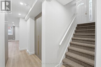 2291 Badger Crescent in Ottawa, ON - Building Photo - Building Photo