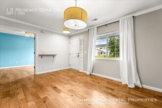 13 Regency Oaks Dr in Summerville, SC - Building Photo - Building Photo