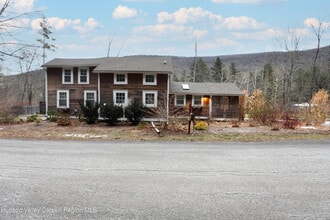 683 Woodland Valley Rd in Phoenicia, NY - Building Photo - Building Photo