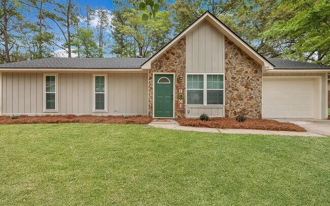 812 Spanish Oak Dr in Hinesville, GA - Building Photo - Building Photo