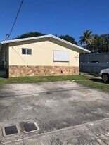2417-2419 Garfield St in Hollywood, FL - Building Photo