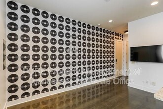 210 30th Ave N in Nashville, TN - Building Photo - Building Photo