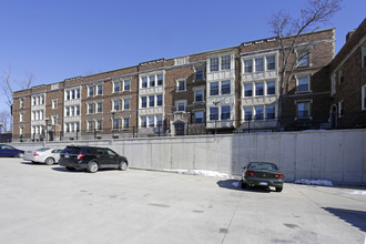 Cody Court Apartments in Peoria, IL - Foto de edificio - Building Photo