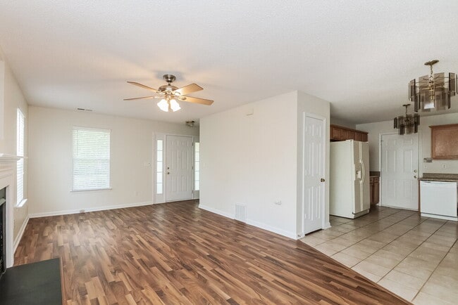 15476 Stone Hollow Dr in Huntersville, NC - Foto de edificio - Building Photo