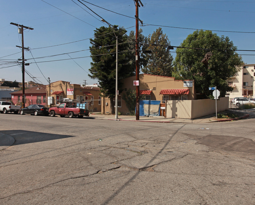 401 S Union Ave in Los Angeles, CA - Building Photo