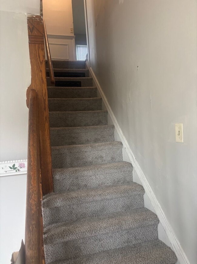 property at 401 7th Ave SW