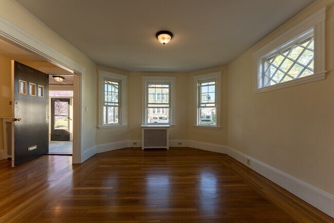 87 Harnden Ave in Watertown, MA - Building Photo - Building Photo
