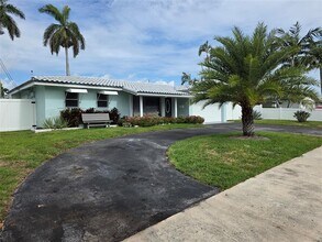 341 SE 6th Ave in Pompano Beach, FL - Building Photo - Building Photo