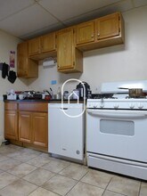 135 Saint Alphonsus St, Unit 2 in Boston, MA - Foto de edificio - Building Photo