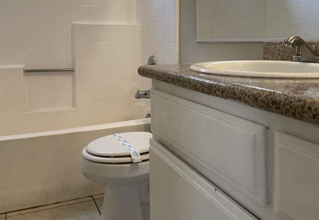 property at 135586 W Maui Ln