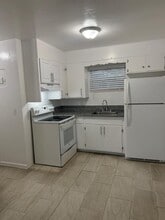 732 S J Street Lake Worth Beach, FL 33460 in Lake Worth, FL - Building Photo - Building Photo