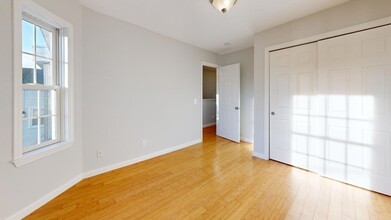 40 Everett St, Unit 40 in Boston, MA - Building Photo - Building Photo