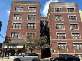 6601 Broadway in West New York, NJ - Building Photo