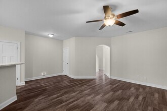 308 Cedar Island Trail in Holly Ridge, NC - Building Photo - Building Photo