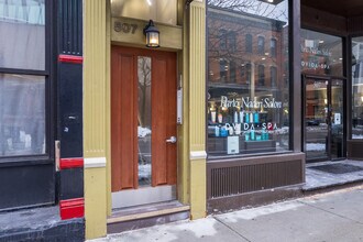 503-507 N Wells St in Chicago, IL - Foto de edificio - Building Photo