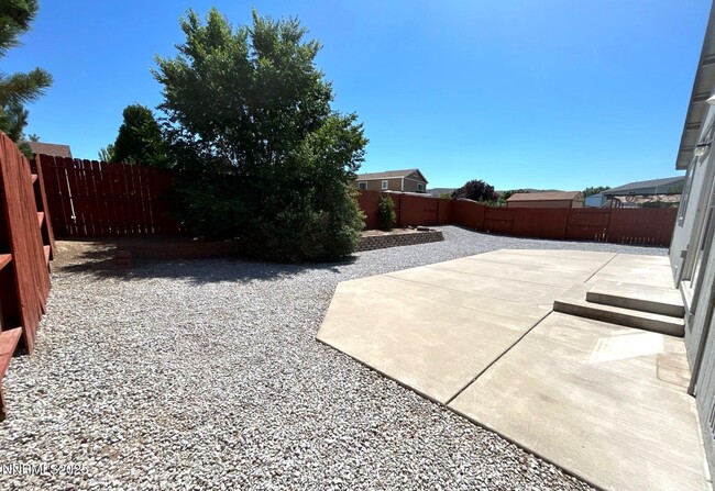 18127 Alexandria Dr in Reno, NV - Building Photo - Building Photo