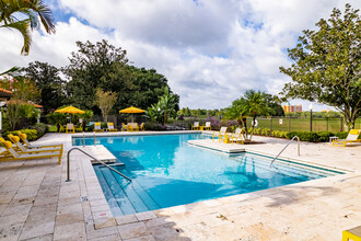 Vista Verde in Orlando, FL - Building Photo - Building Photo