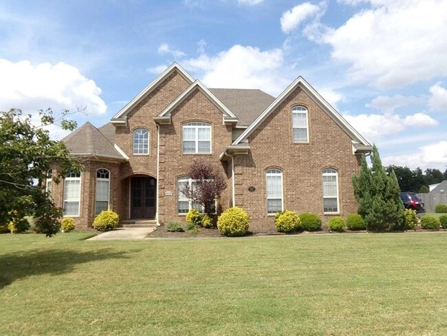 property at 602 Oak Run Dr