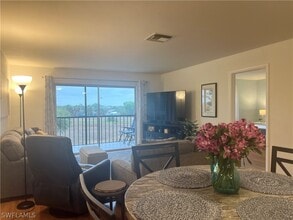 4372 27th Ct SW in Naples, FL - Building Photo - Building Photo