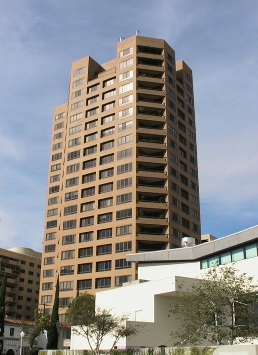 The Mirabella in Los Angeles, CA - Building Photo